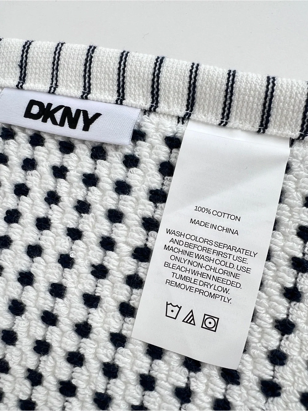 DKNY Bath Towel Set Black White Textured Dot 100% Cotton Super Soft 8 Pc NEW